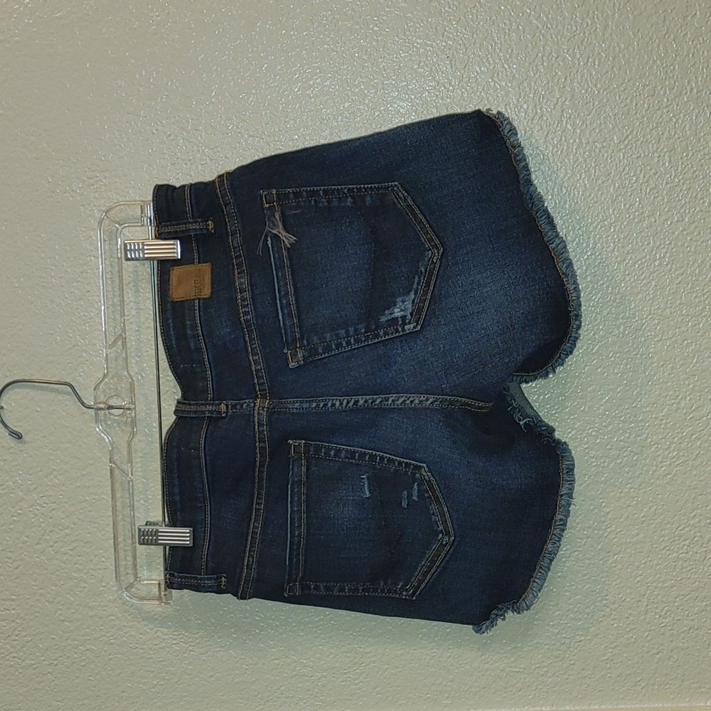 Payton Shorts - Picture 3 of 3